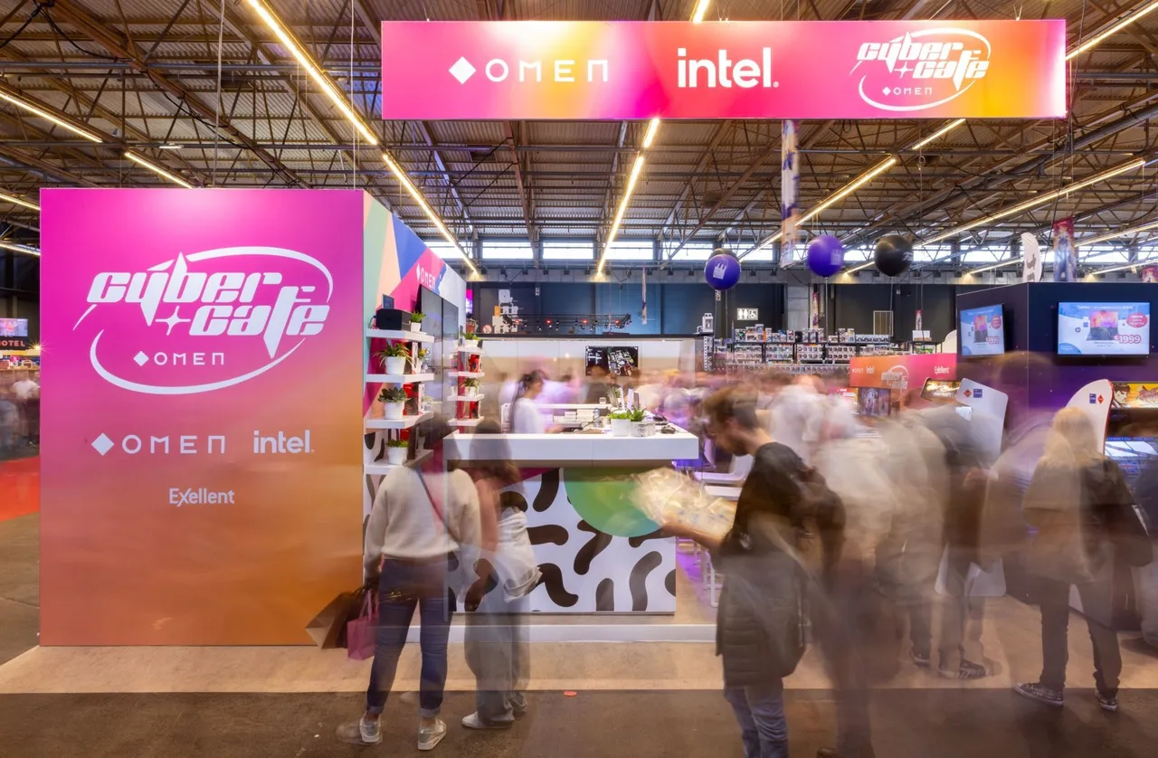 Booth designs & events — 4